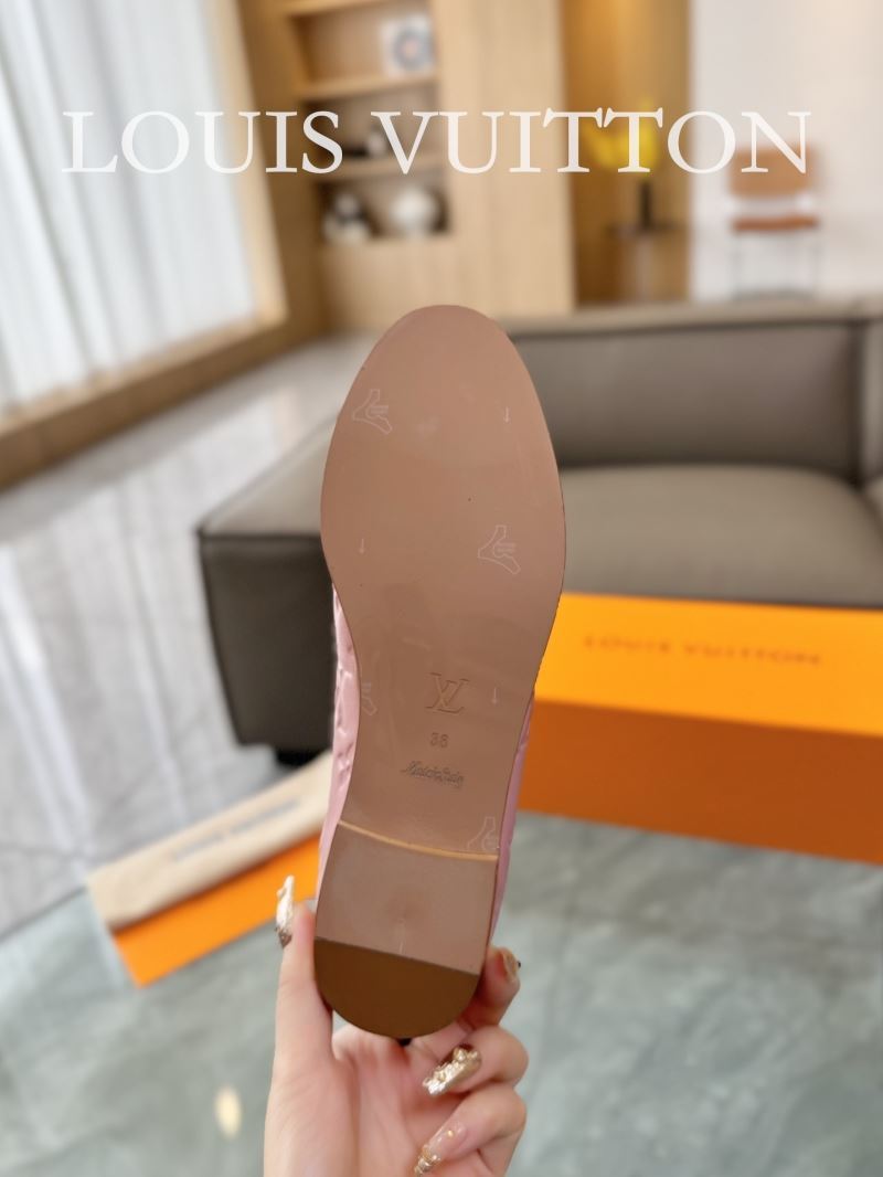 Louis Vuitton Low Shoes